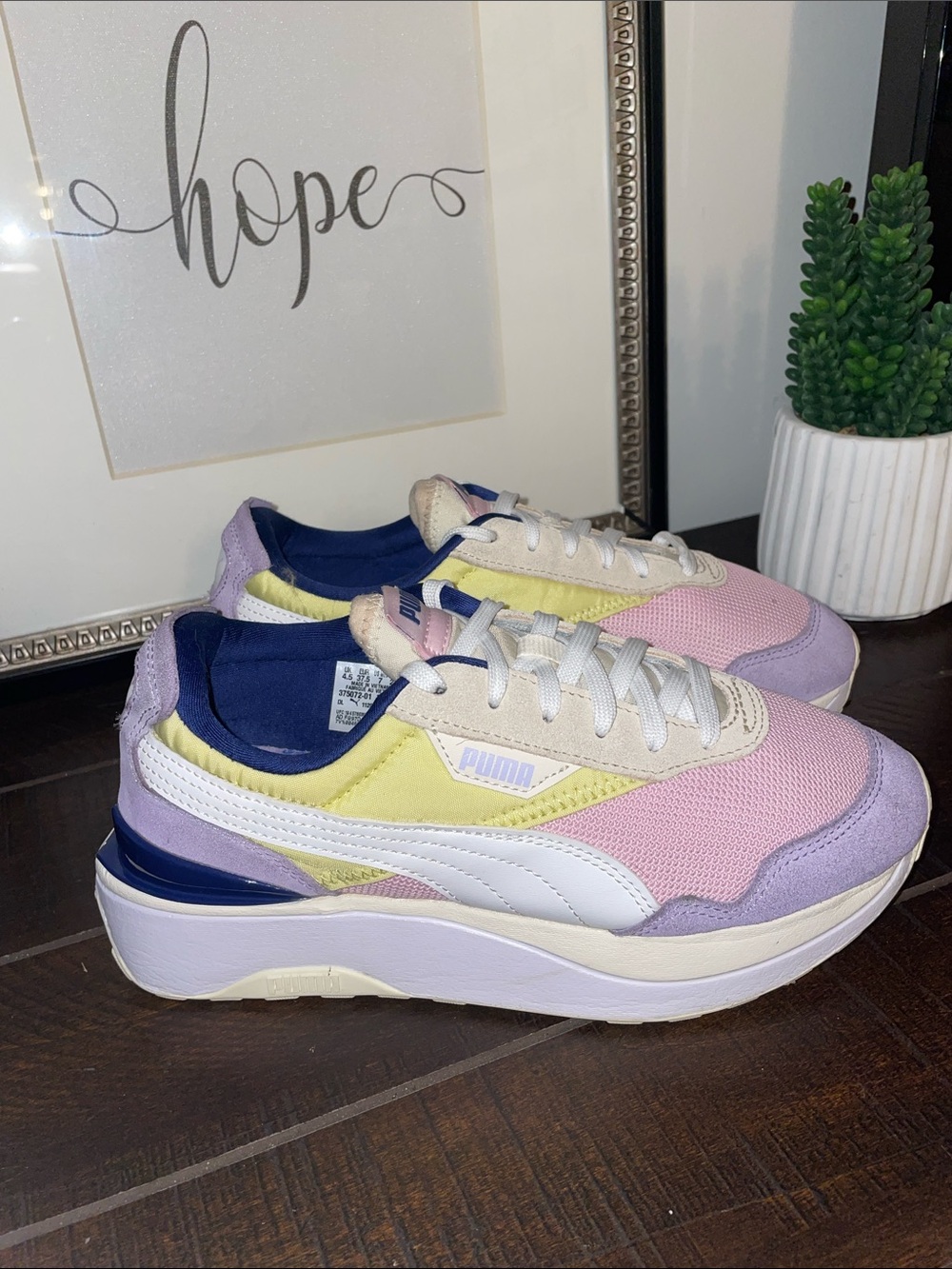 Puma Cruise Rider Women's Sneakers Size 7